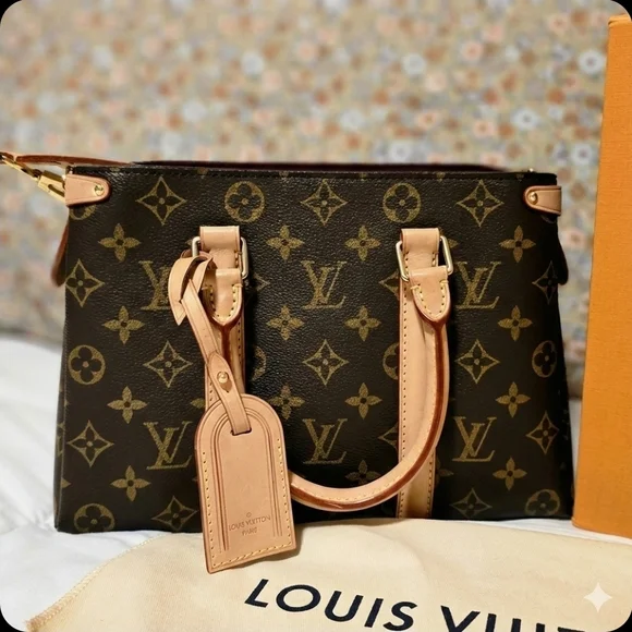 Louis Vuitton LV Monogram Soufflot BB - Picture 8 of 10